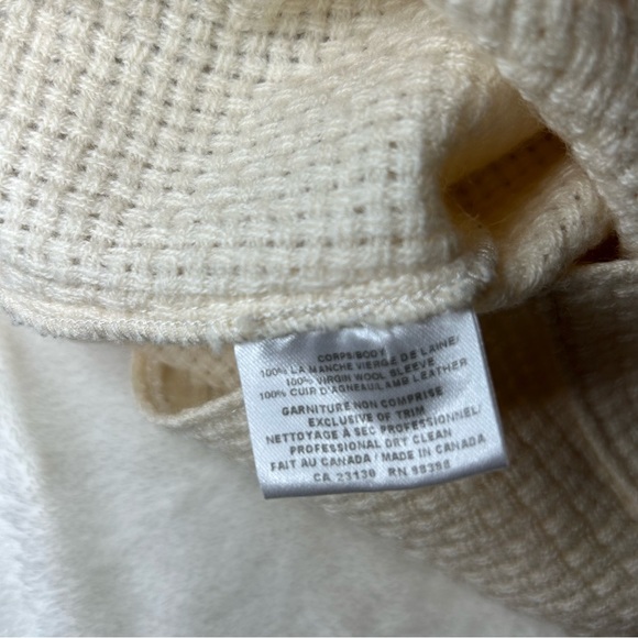 Judith & Charles Wool and Leather top - Picture 4 of 10